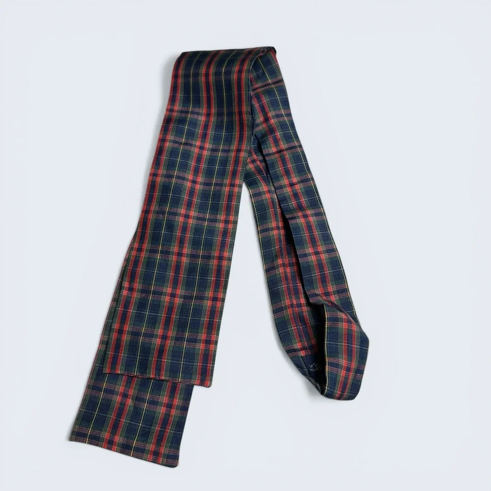 Ginnie Johansen Dallas Vintage 100% Silk Plaid Neck Tie Scarf Navy Red Green 44